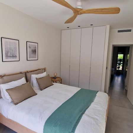 Exclusiva Villa, Lujo Y Descanso ベニカシム エクステリア 写真